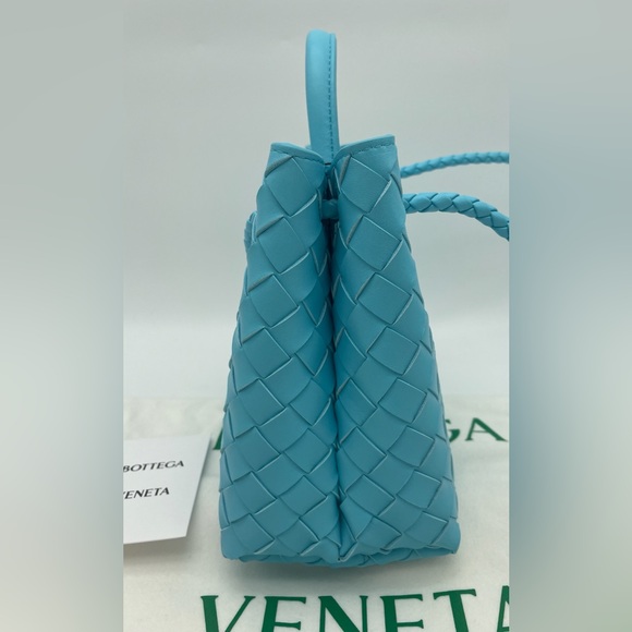 ❌❌SOLD!❌❌ BOTTEGA VENETA SMALL ANDIAMO LEATHER TOTE SHOULDER BAG AUTH! - Picture 10 of 16